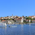 Family-friendly With Swimming Pool Seget Vranjica, - 7559 Appartement Trogir