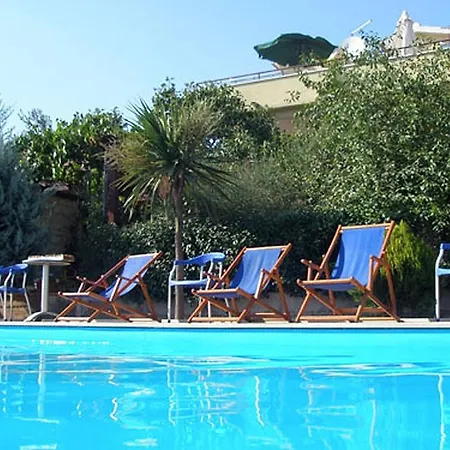 Family-Friendly Apartments With Swimming Pool Seget Vranjica, Trogir - 7559 *