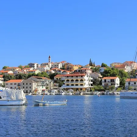 Family-Friendly Apartments With Swimming Pool Seget Vranjica, Trogir - 7559 Apartment Trogir