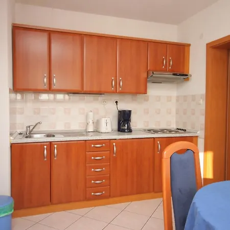 Family-Friendly Apartments With Swimming Pool Seget Vranjica, Trogir - 7559 Apartment *