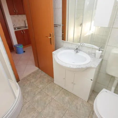 Family-Friendly Apartments With Swimming Pool Seget Vranjica, Trogir - 7559 Apartment *