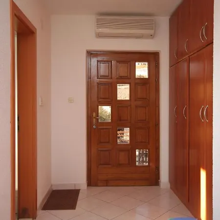 Family-Friendly Apartments With Swimming Pool Seget Vranjica, Trogir - 7559 Apartment Trogir